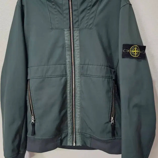 [BUNJANG] Stone Island Soft Shell Hooded Jacket (Size M) / 정품 스톤아일랜드 소프트쉘 후드 자켓 95/M