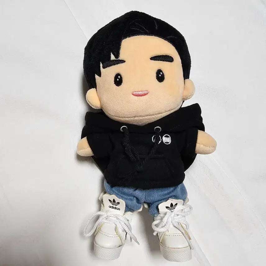[BUNJANG] Im Young Woong 'Myeoung-i' 20cm Doll (Full Outfit & Shoes Set) / 임영웅 인형 명웅이 20cm(옷 신발 풀세트)