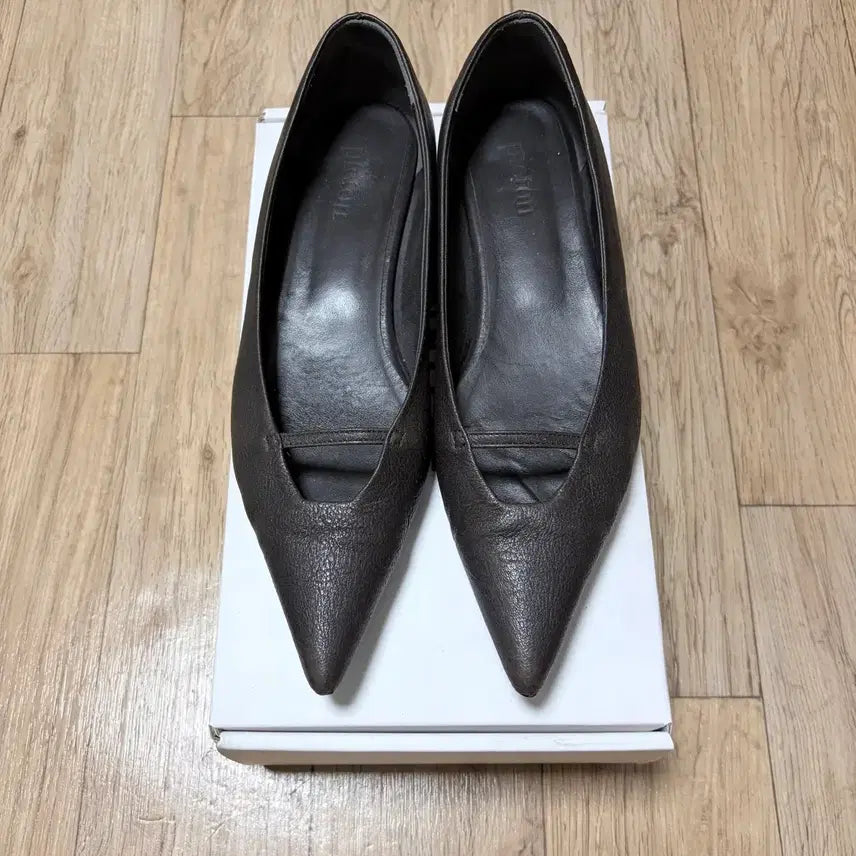 [BUNJANG] PIETON HANIA Bare Flats Brown Leather Shoes (38.5) / [38.5] PIETON 피에톤 HANIA 하니아 베어 플랫 브라운
