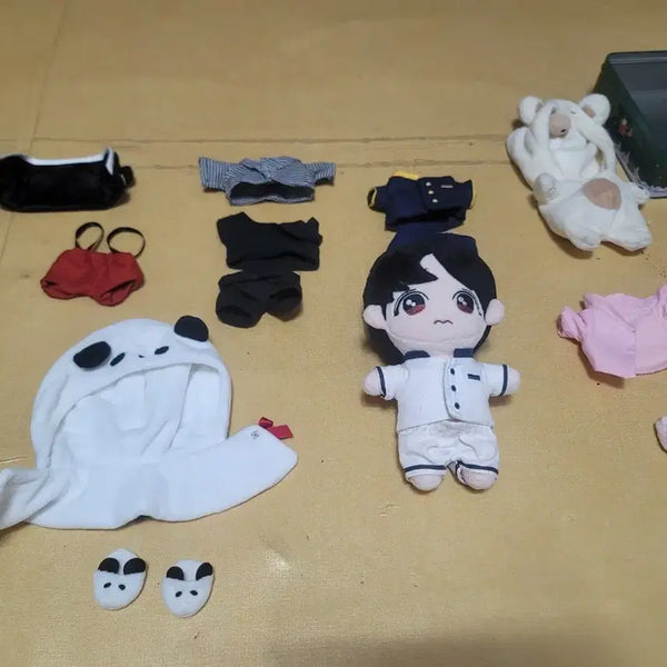 [BUNJANG] BTS Jungkook Unofficial Doll "Dalnim" with Outfit Set / 방탄소년단 BTS 정국 비공식 인형 달님이 양도