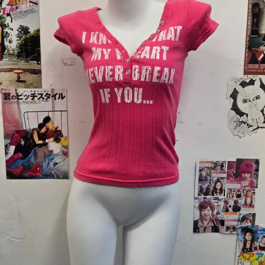 [BUNJANG] Pink Slim Fit Y2K Ribbed Short Sleeve V-Neck Top / JPN 핑크 슬림핏 Y2K 골지 반팔
