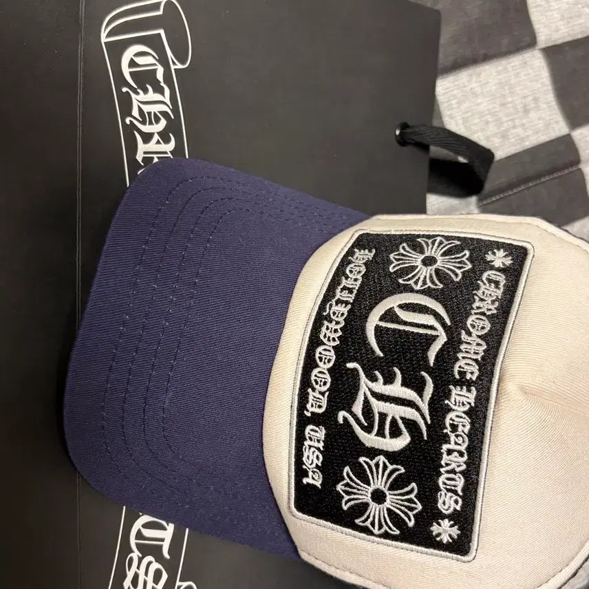 [BUNJANG] Chrome Hearts CH Hollywood Trucker Cap Navy / 크롬하츠 CH할리우드 트러커 캡 네이비