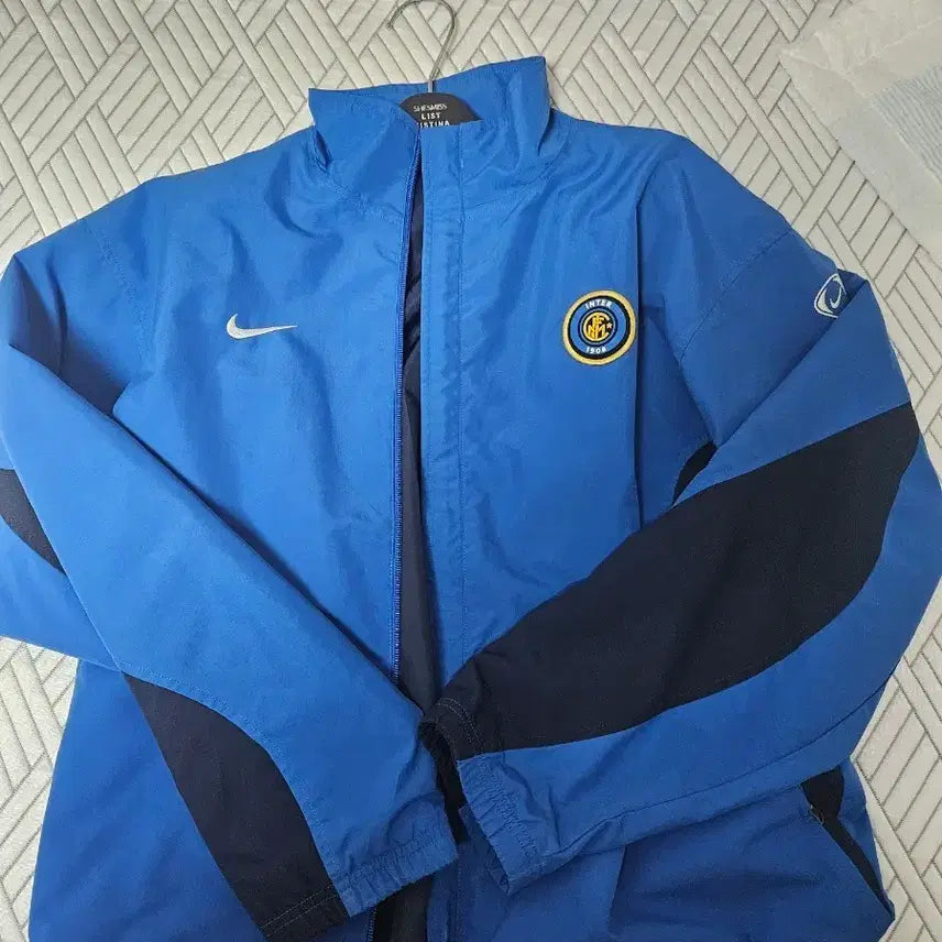 [BUNJANG] Nike Inter Milan 03-04 Windbreaker Jacket / 나이키 인터 밀란 03-04 바람막