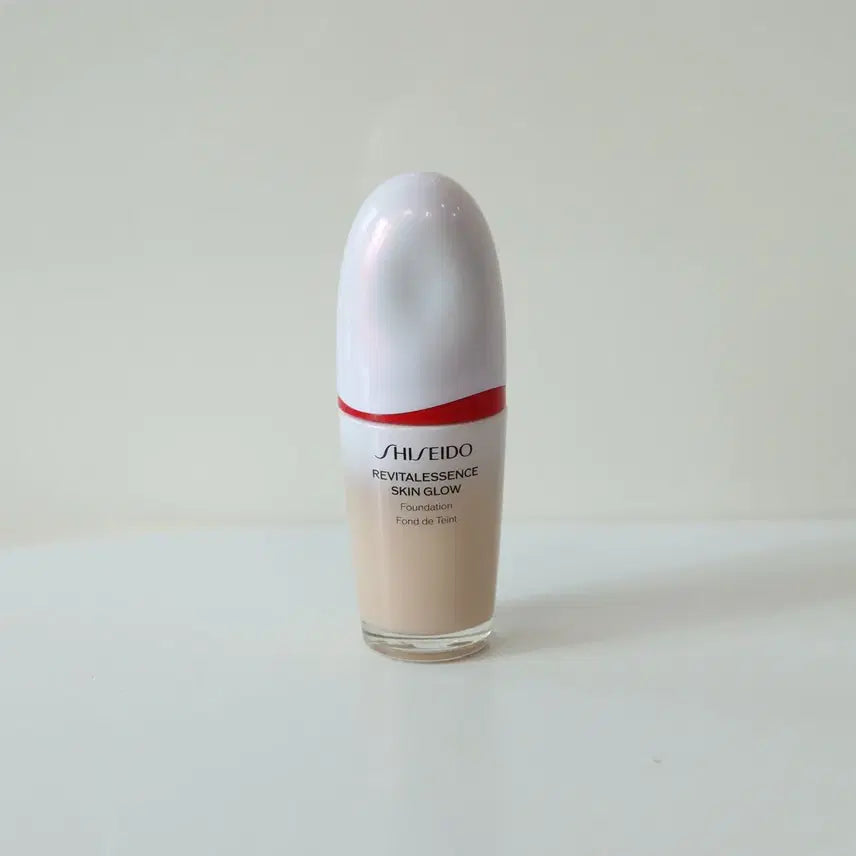 [BUNJANG] Shiseido Revital Essence Skin Glow Foundation 130 (Unused) / 시세이도 리바이탈에센스 스킨 글로우 파운데이션 130 (미사용/새상품)