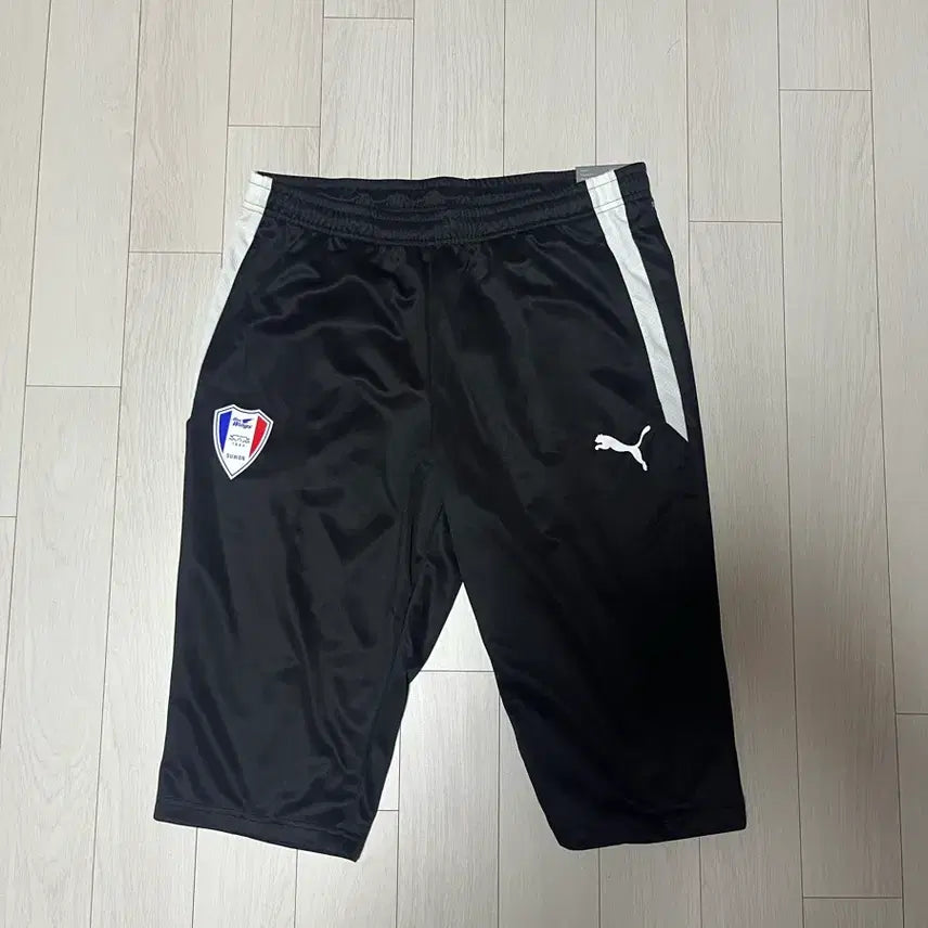 [BUNJANG] Puma Suwon FC Football 3/4 Length Pants / 수원삼청 푸마 축구 칠부 바지