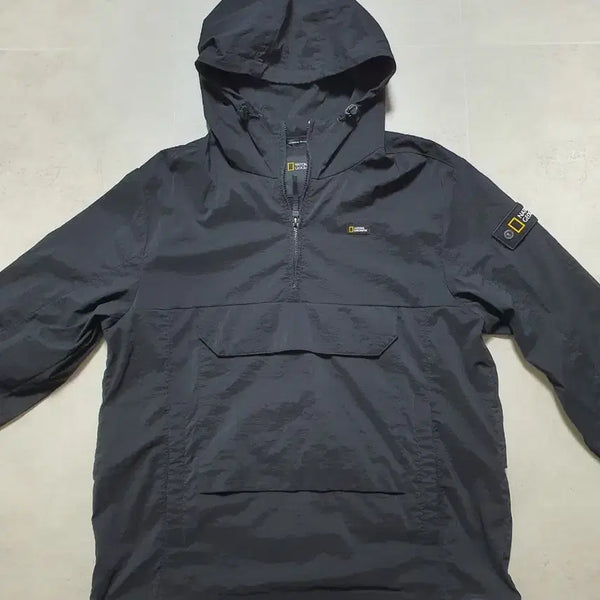 [BUNJANG] National Geographic Anorak Size 100 / 내셔널지오그래픽 (100) 아노락