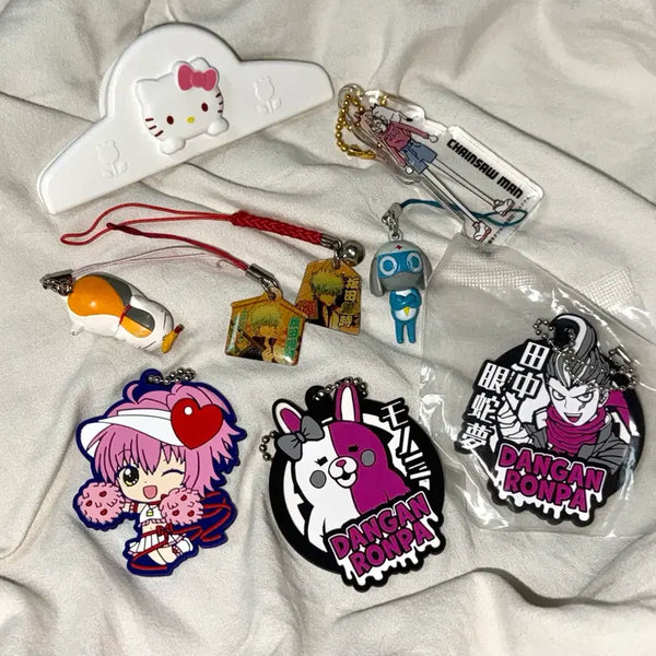 [BUNJANG] Chainsaw Man, Gintama, Keroro, Danganronpa Assorted Genre Acrylic & Metal Keychains Bundle / 체인소맨 은혼 케로로 단간론파등 장르계 아크릴 금속키링 메지루시 일괄
