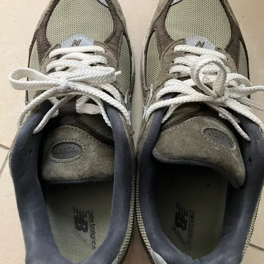 [BUNJANG] New Balance 2002R Special Vintage Khaki / 뉴발란르 2002R 스페셜 빈티지 카키 265
