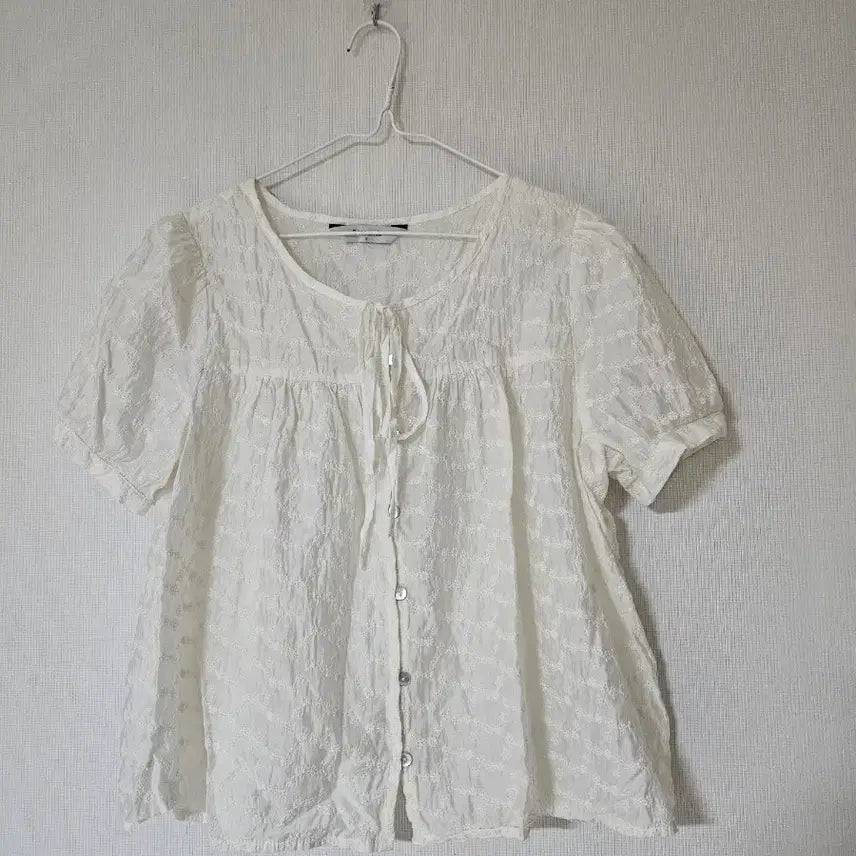 [BUNJANG] White Short Sleeve Blouse / 화이트 반팔 블라우스