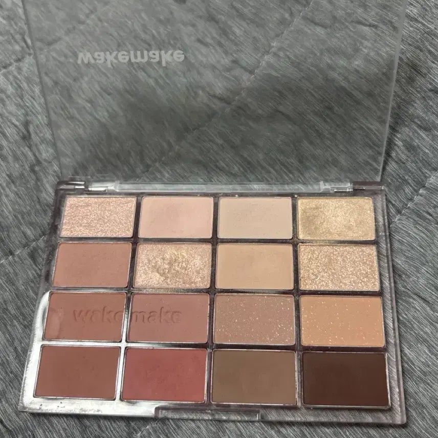 [BUNJANG] WAKEMAKE Soft Blurring Eye Palette 26 Mute Rose Blurring / 웨이크메이크 소프트 블러링 아이팔레트 26뮤트로즈블러링