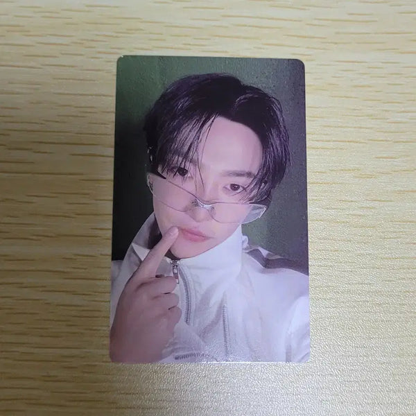 [BUNJANG] ATEEZ Hongjoong Lightiny 3 Photocard / 에이티즈 홍중 라이티니 3 포토카드