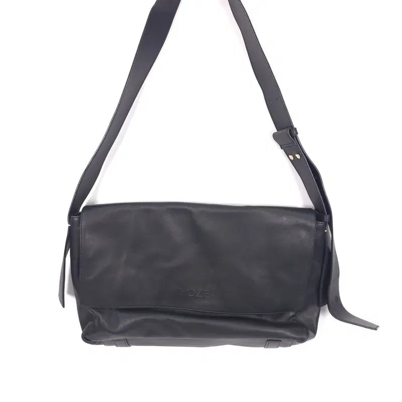 [BUNJANG] HOZE Black Leather Wide Strap Crossbody Bag / HOZE 블랙 레더 와이드스트랩 크로스백