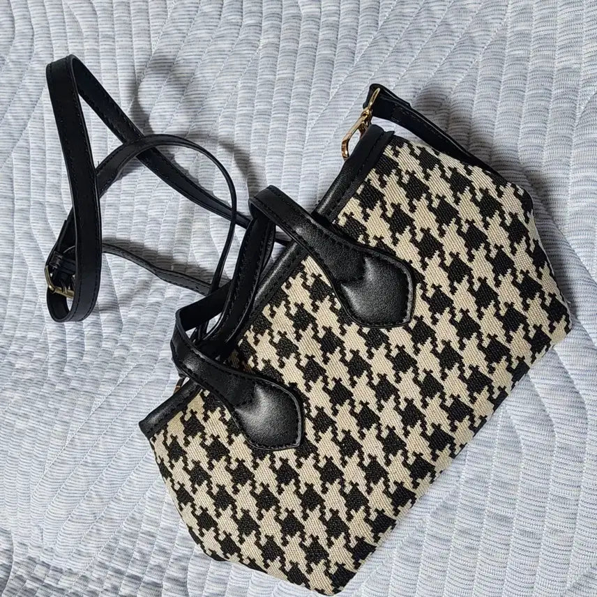[BUNJANG] Women's Checked Pattern Crossbody Bag / 가방