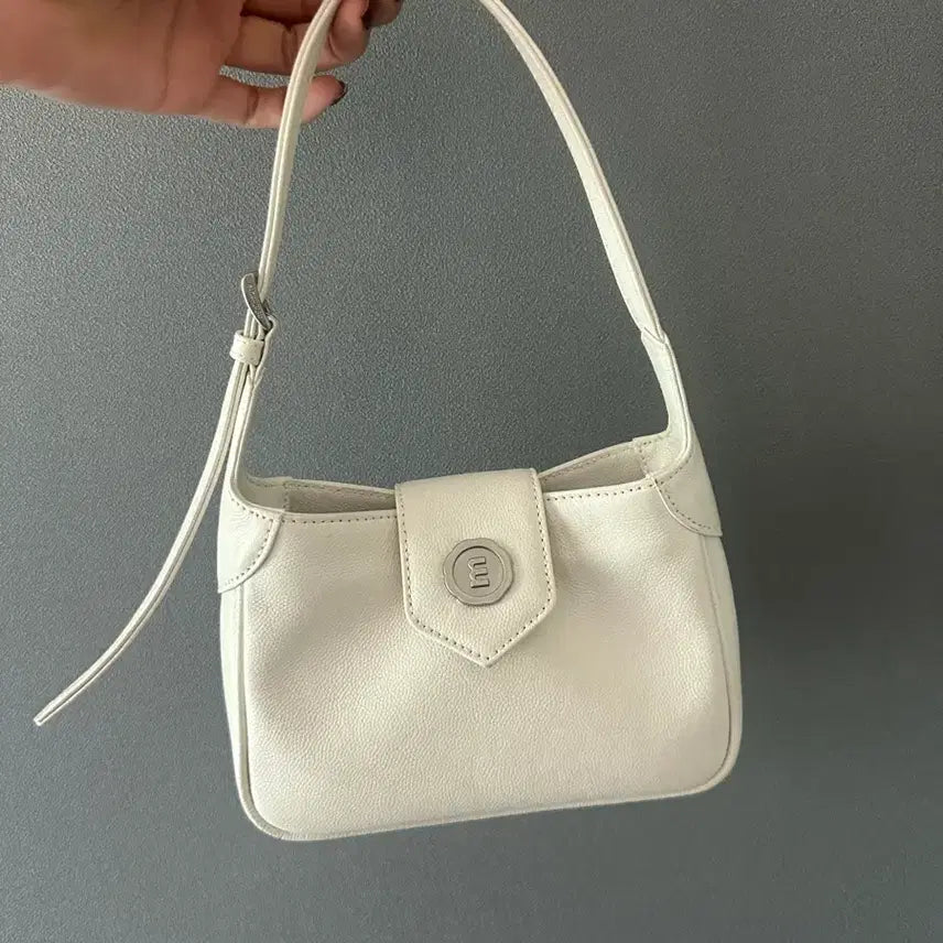 [BUNJANG] MinuteMute Baton Micro Bag White / 미닛뮤트 바톤 마이크로 화이트