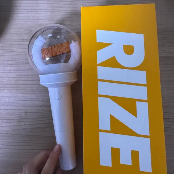 [BUNJANG] RIIZE Official Light Stick 'SUNNY' / 라이즈 응원봉 라브봉 급처