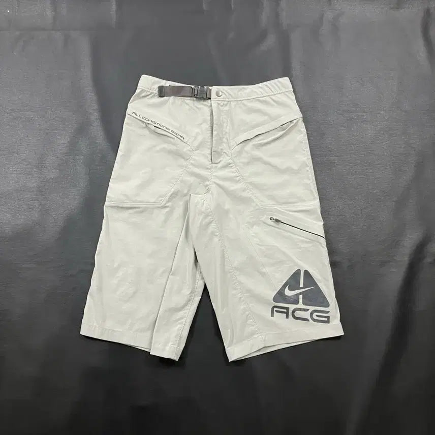 [BUNJANG] Nike ACG 3/4 Utility Half Shorts Iron Grey / 나이키 ACG 3/4 유틸리티 하프 쇼츠 아이언그레이 M