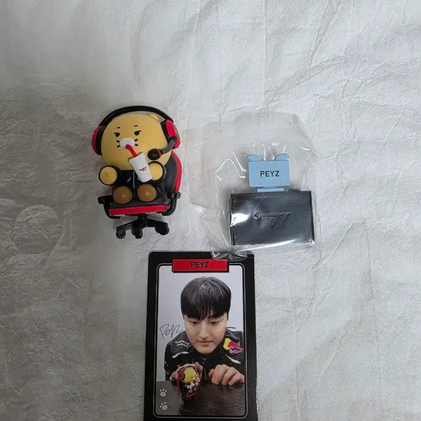 [BUNJANG] Kakao Friends T1 Chun-sik Figure & Profile Photocard Set / 카카오프렌즈 T1 춘식이 피규어 페이즈