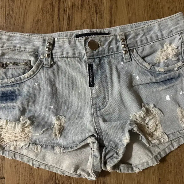 [BUNJANG] Dolce & Gabbana Washed Ripped Denim Hot Pants / 돌체앤가바나 데님 핫팬츠 연청 워싱 찢청