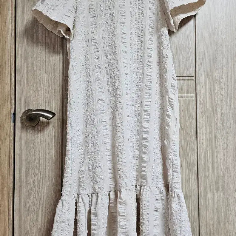 [BUNJANG] Ivory Frill Long Dress (New) / 예쁜 아이보리  프릴 롱원피스(새거) 저렴하게