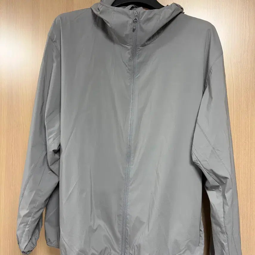 [BUNJANG] Uniqlo Pocketable UV Parka Windbreaker Grey / [XL] 유니클로 포켓터블 UV 파카 바람막이 그레이