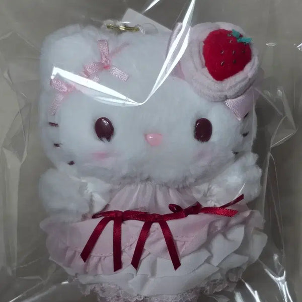 [BUNJANG] Sanrio Whipping Shortcake Kitty Mascot Doll Keychain / 산리오 휘핑 쇼트케이크 키티 마스코트 인형 키링