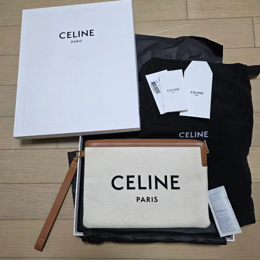 [BUNJANG] Celine Canvas Logo Strap Clutch / 셀린느 정품 캔버스 로고 스트랩 클러치