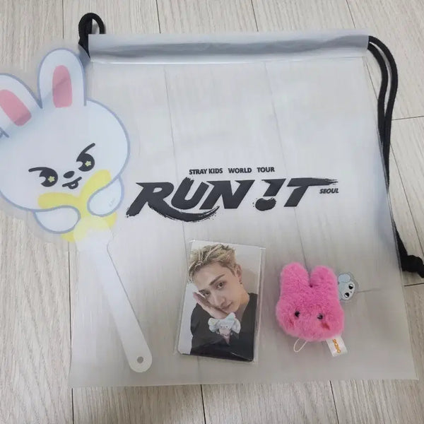 [BUNJANG] Stray Kids Run It Concert Entrance Gift Full Set / 스트레이키즈 스키즈 런잇 콘서트 입장기프트