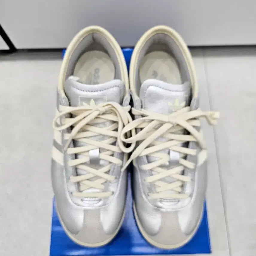 [BUNJANG] Adidas Italia 70s Silver Sneakers / 아디다스 이탈리아70s 실버