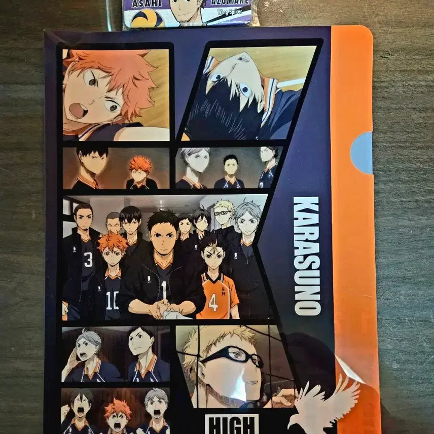 [BUNJANG] Haikyu!! Karasuno L-Holder Clear File & Azumane Asahi Long Can Badge Bundle Set / [하이큐] 카라스노 L홀더 클리어파일 + 아즈마네 아사히 캔뱃지 일괄 판매