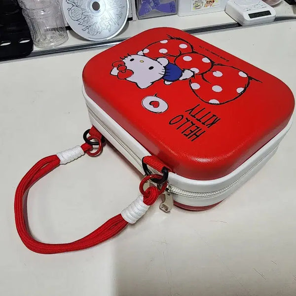 [BUNJANG] Sanrio Hello Kitty Mini Ready Bag Pouch / (새상품)헬로키티 미니 레디백 파우치