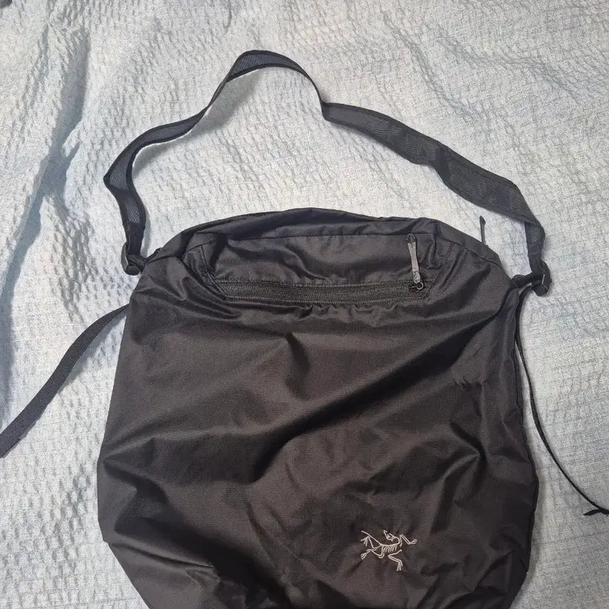 [BUNJANG] Arc'teryx Crossbody Bag / 아크테릭스 크로스백 팝니다