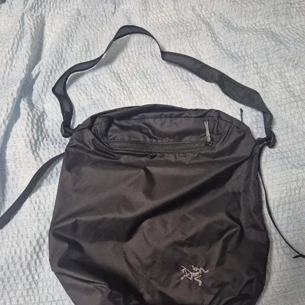 [BUNJANG] Arc'teryx Crossbody Bag / 아크테릭스 크로스백 팝니다