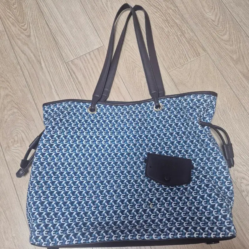 [BUNJANG] Esquire Blue Pattern Shoulder Bag / (거의새거) 에스콰이어 숄더백 블루 패턴