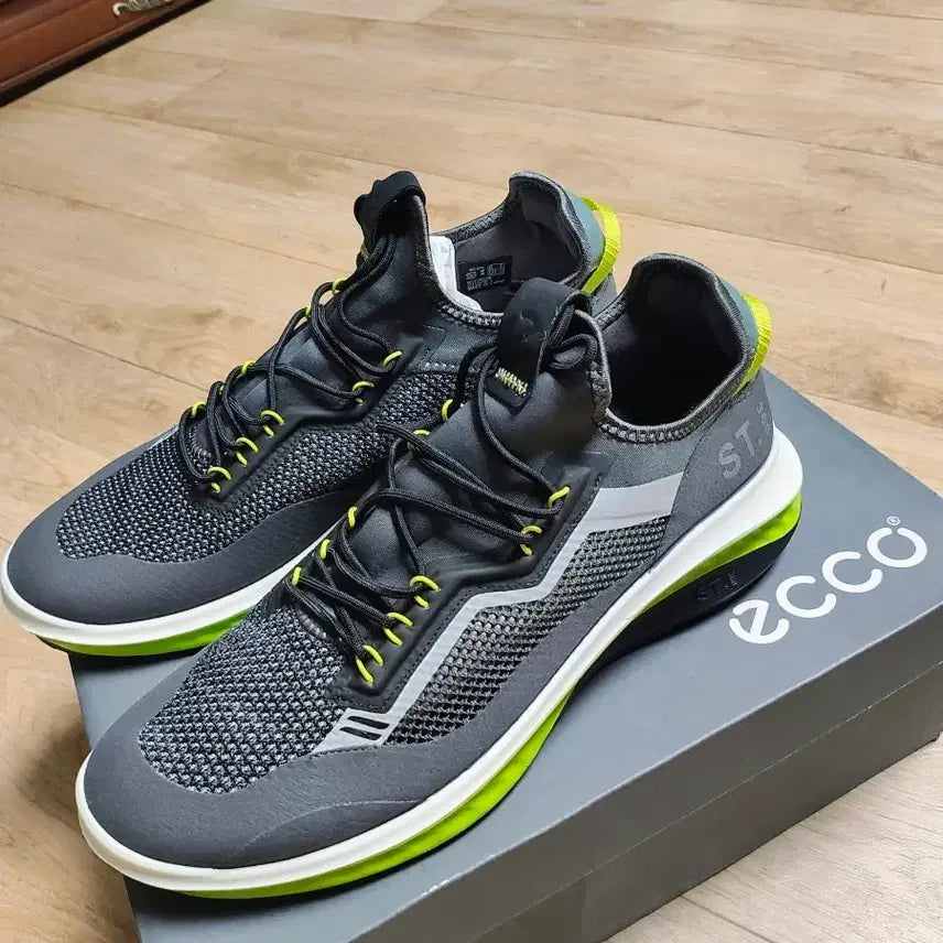 [BUNJANG] Ecco Men's ST 300 M Walking Sneakers / 에코(Ecco)남성 스니커즈 워킹화 EU 42(나이키 기준 275)새제품