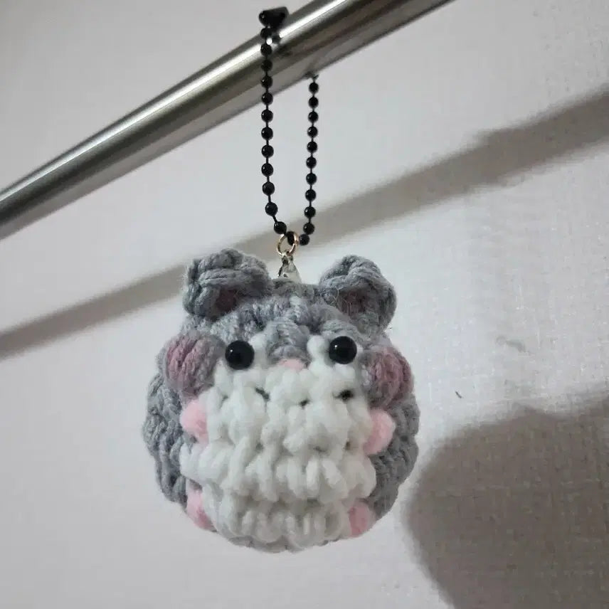 [BUNJANG] Hand-knitted Hamster Keychain / 뜨개질 햄스터 키링