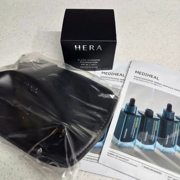 [BUNJANG] Hera Black Cushion Foundation Set (23N1 Beige) - Sealed / (미개봉)헤라 블랙 쿠션 파운데이션 본품 리필 23n1 베이지 + 파우치