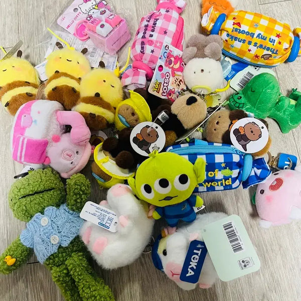 [BUNJANG] Character Plush Keychain Bundle / 다양한 캐릭터 인형 키링 일괄(개구리 꿀벌 키캡 등 등)