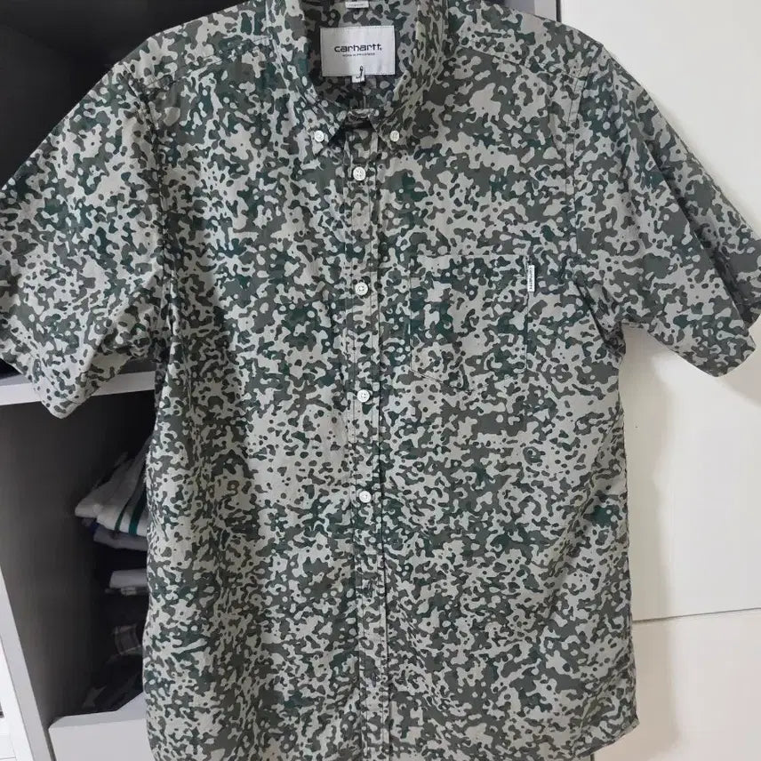 [BUNJANG] Carhartt Short Sleeve Shirt Camouflage Pattern / 칼하트 반팔 셔츠 카모플라주 패턴