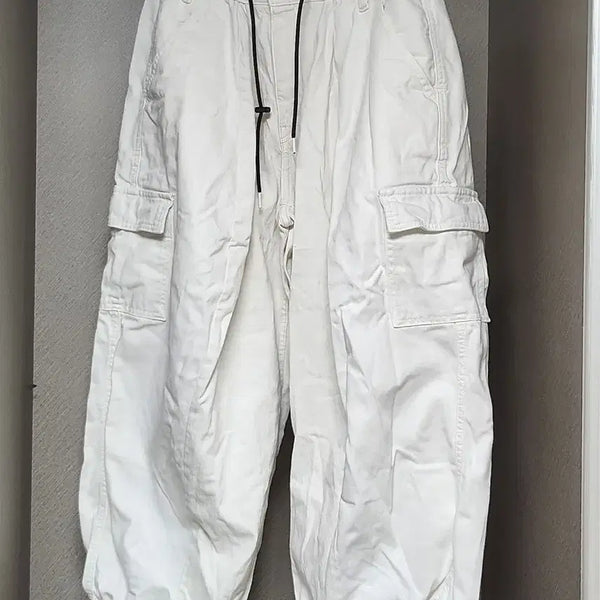[BUNJANG] WiseGirl Custom White Wide Leg Cargo Pants / 와이즈걸 와걸 커팬 화이트팬츠 와이드팬츠 카고팬츠 빈티지 리폼