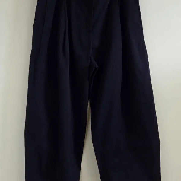[BUNJANG] COS Pleated Barrel Leg Twill Chino Pants Navy / 코스 플리티드 배럴 레그 트윌 치노 팬츠