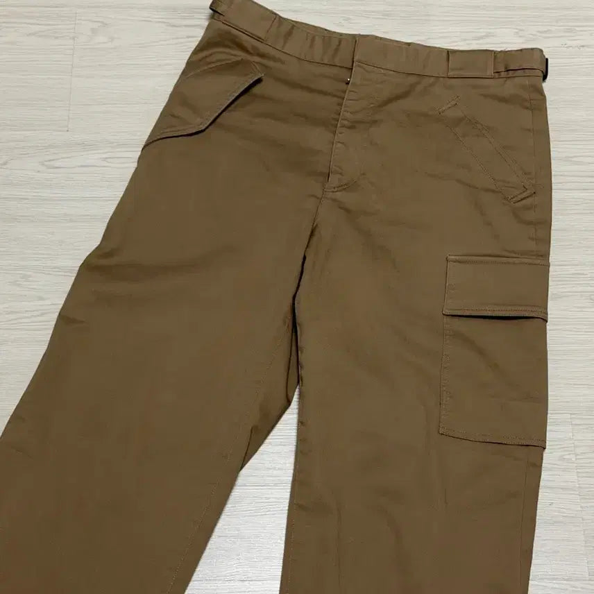 [BUNJANG] Solid Homme 22SS Cargo Pants Brown (Size 50) / 솔리드옴므 22ss 카고 팬츠 브라운(50)