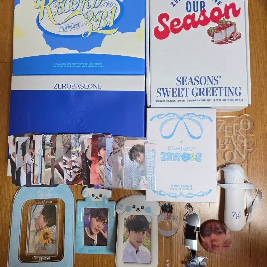 [BUNJANG] ZB1 (ZEROBASEONE) 2nd Fanclub Kit, Season's Greetings, Album Photocard Bundle Set / 제로베이스원 앤더블 굿즈 포카 앨범 시즌그리팅 팬클럽키트 양도합니다