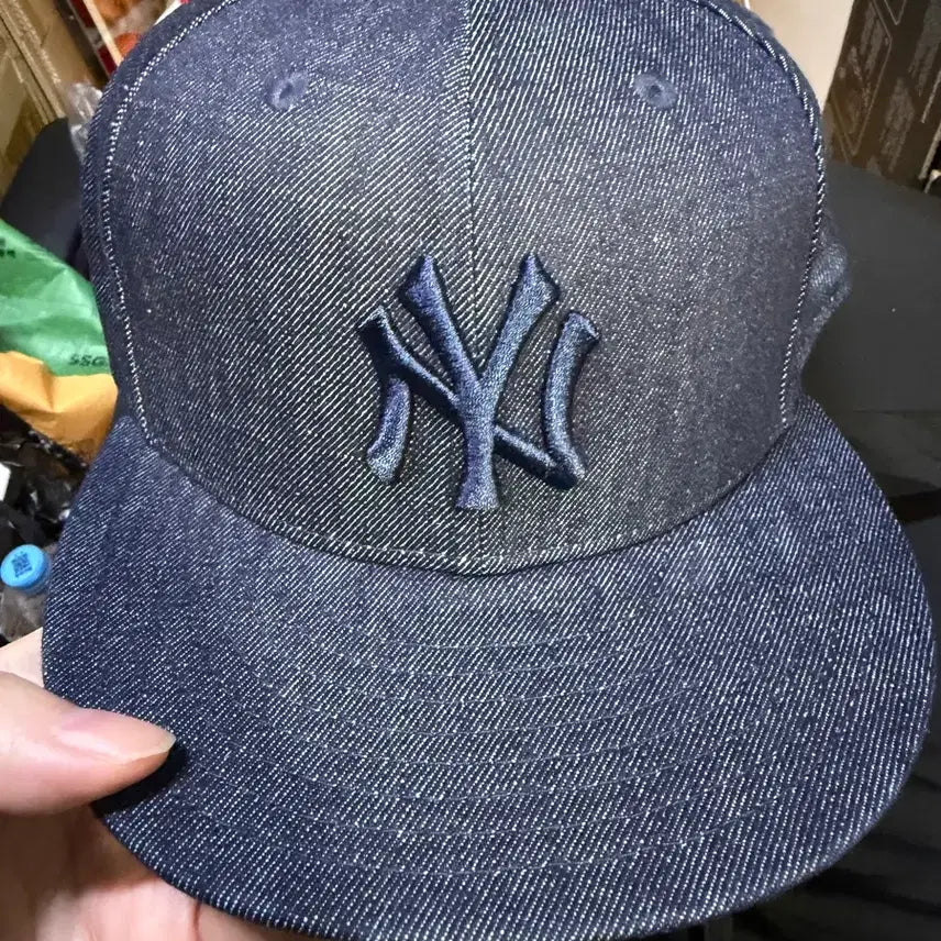 [BUNJANG] MLB New York Yankees Indigo Denim Fitted Cap / MLB 뉴욕 양키스 데님 피티드캡 인디고 데님