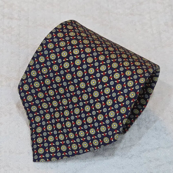 [BUNJANG] Salvatore Ferragamo Silk Geometric Pattern Necktie / 페라가모 실크 넥타이 기하학 패턴 남성복 남자 명품 넥타이