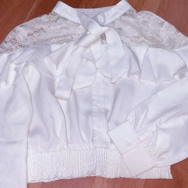 [BUNJANG] Maz Blouse Lace Frill Ribbon / 양산형 마즈 블라우스 레이스 프릴 리본