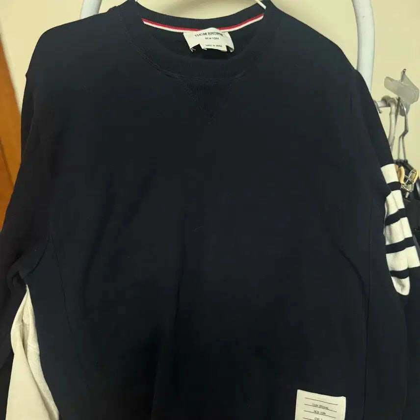 [BUNJANG] Thom Browne Tricolor Sweatshirt Navy / 톰브라운 삼선 맨투맨 네이비