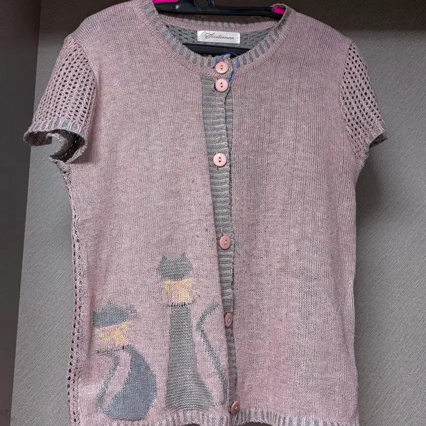 [BUNJANG] Comot Whogirl Seagull Cardigan Cat Print / 코모 와걸 카메 카라하나 스즈코 카모메산장 니트 반팔 가디건 고양이