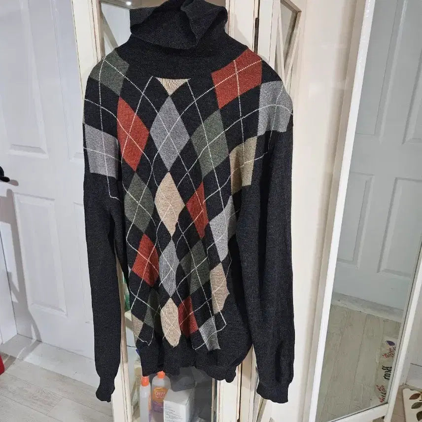 [BUNJANG] Argyle Pattern Knit Turtleneck Sweater / 니트 폴라 아가일 패턴 스웨터