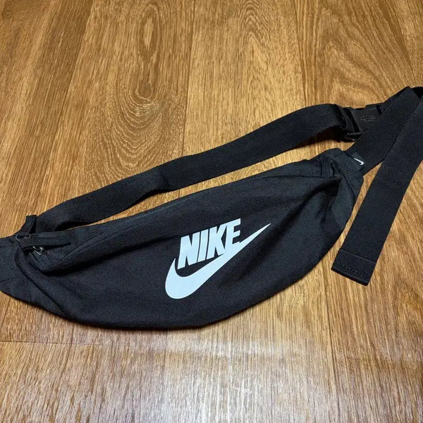[BUNJANG] Nike Hip Pack Black / 나이키 힙색 블랙