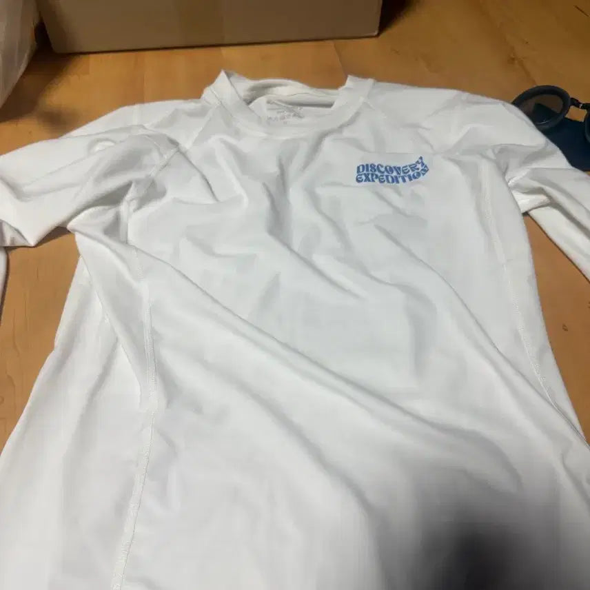 [BUNJANG] Discovery Expedition Women's Rash Guard Set - Large / 래쉬가드여성용바지랑세트 둘다라지